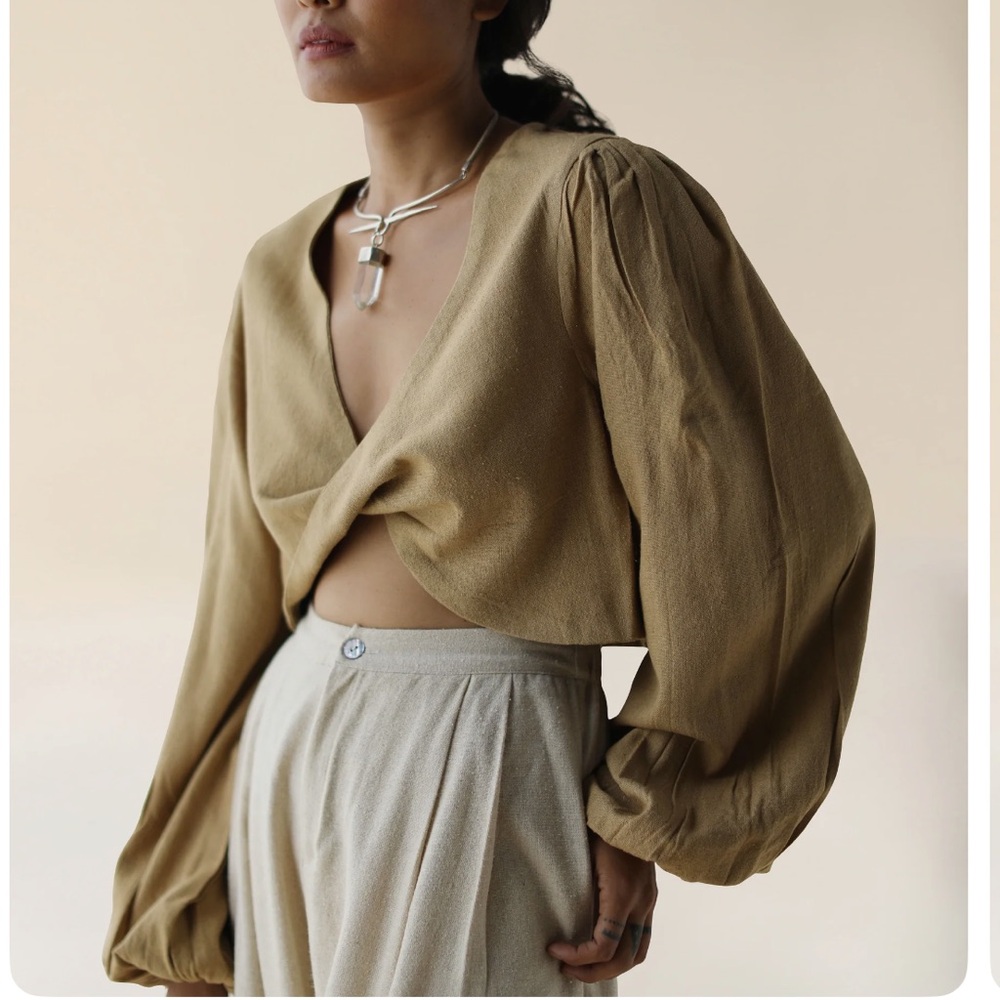 Fara Boutique 100% Wild Silk Astra Crop Top